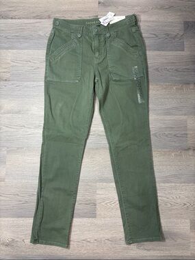 American Eagle Green Classic Skinny Pants - size 8 NWT